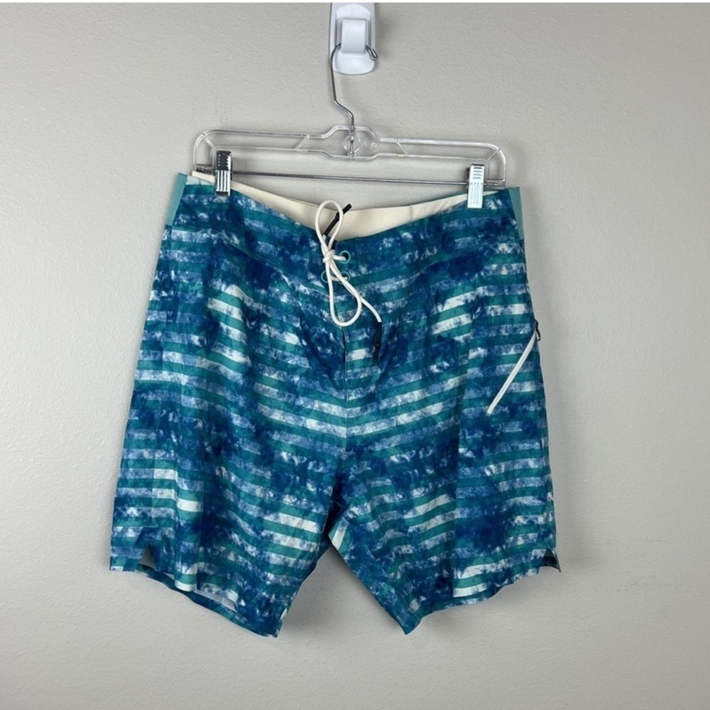 Lululemon El Current Lined Swim Shorts